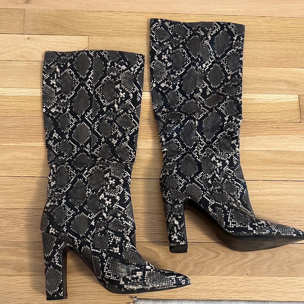 Snakeskin Patterned Knee-High Boots